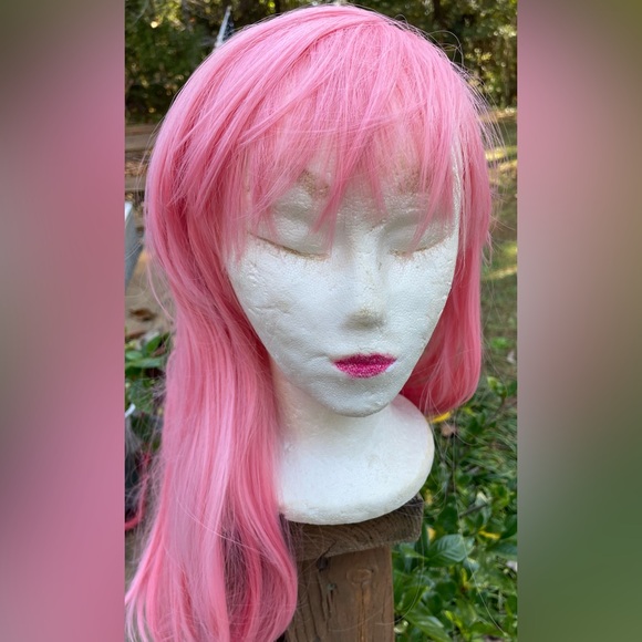 Pink Wig - Picture 2 of 6